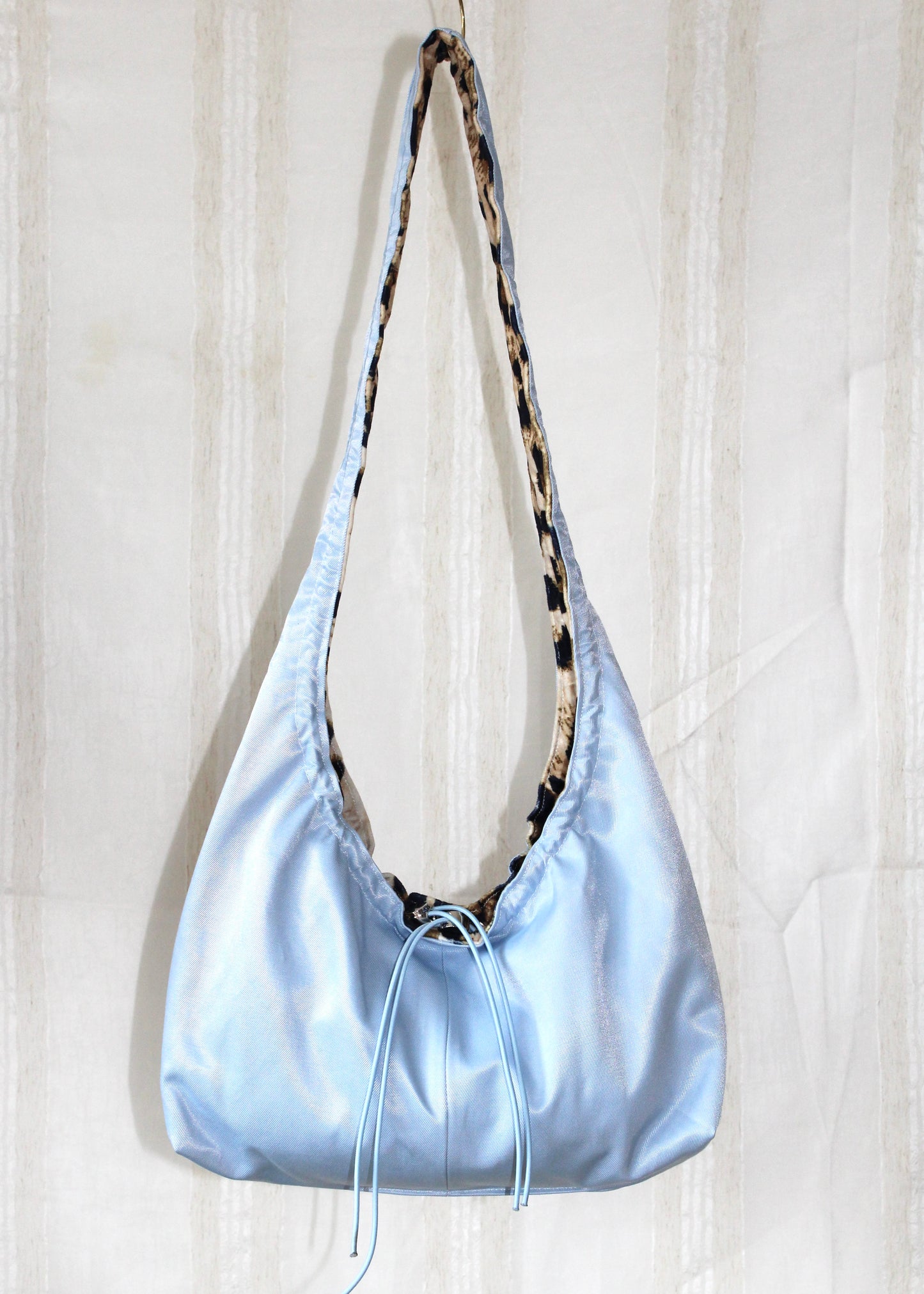 Light blue leo bag