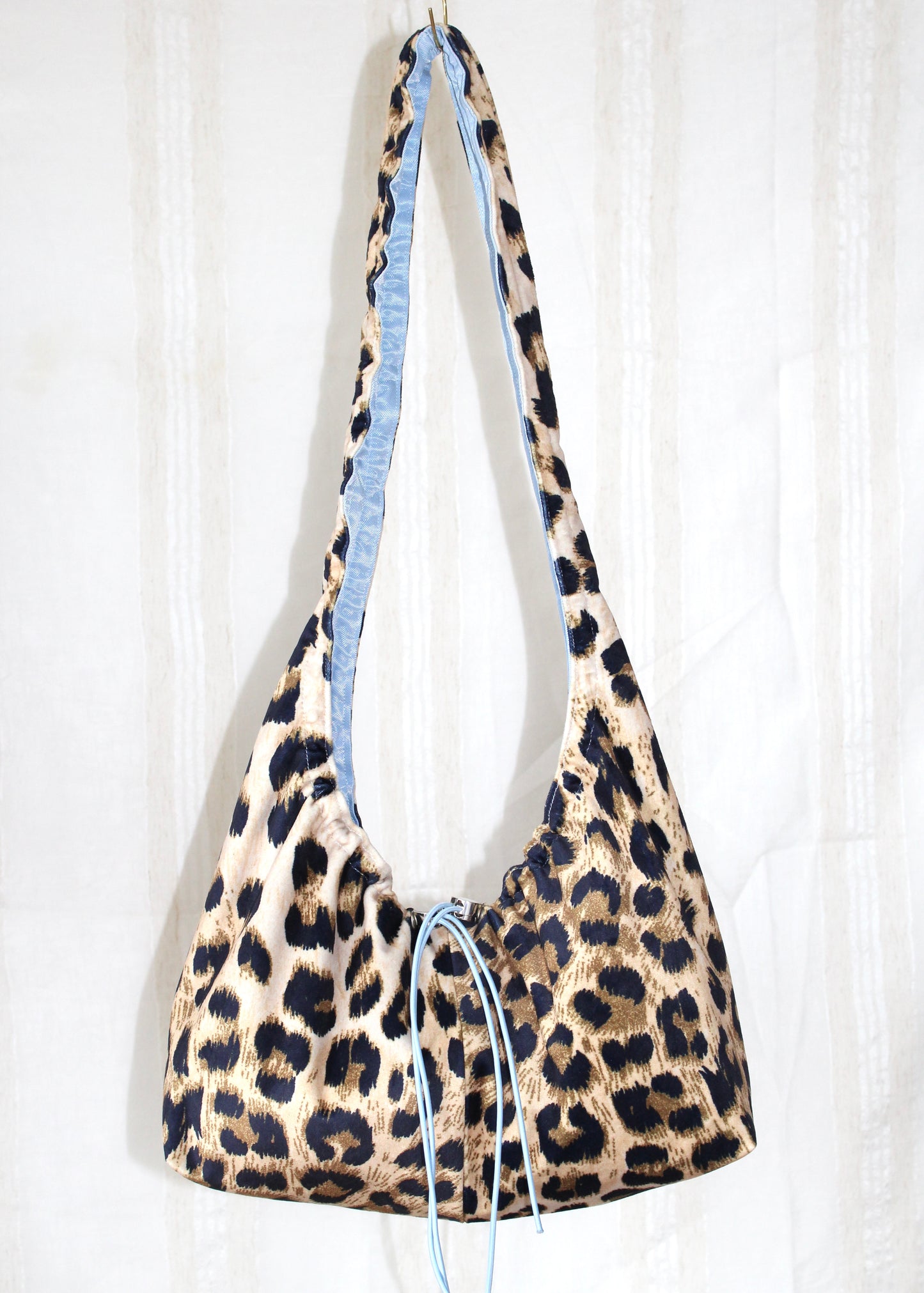 Light blue leo bag